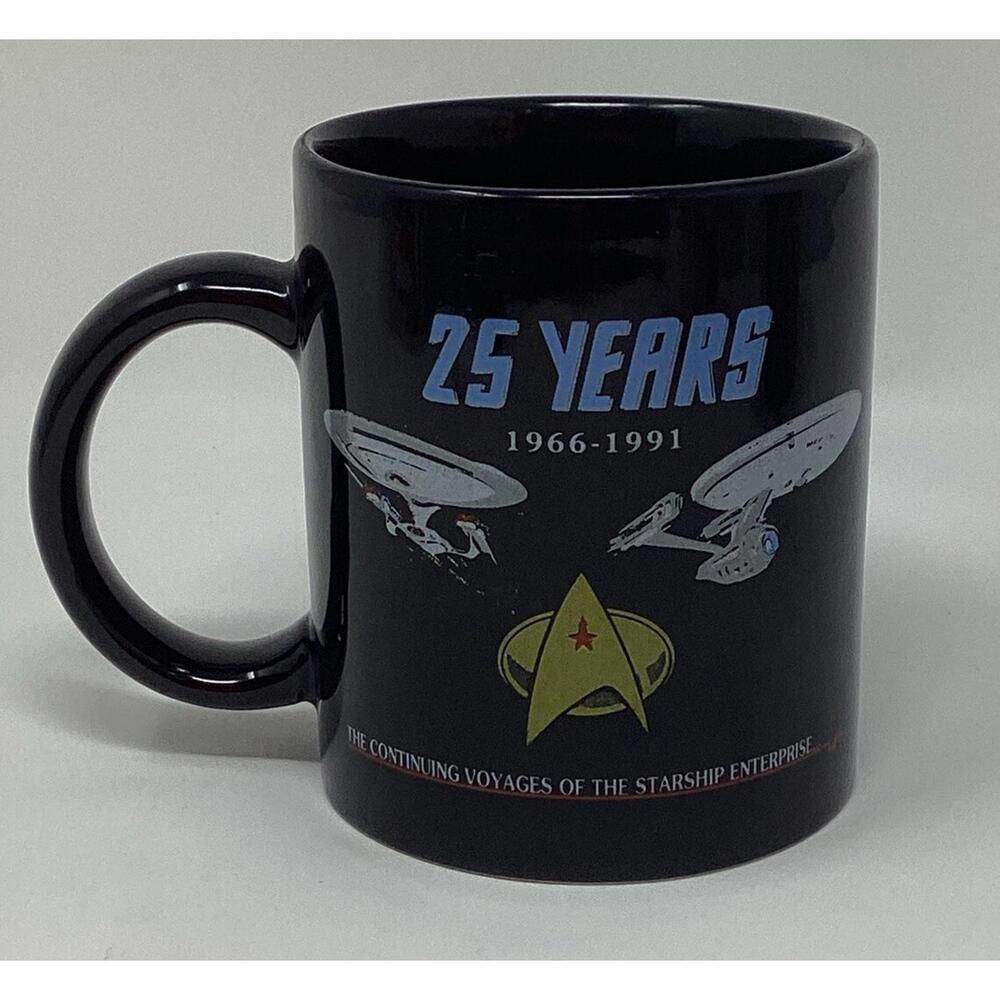 Star Trek 1990’s Mugs 25 years Star Fleet Command Next Generation Small Chip